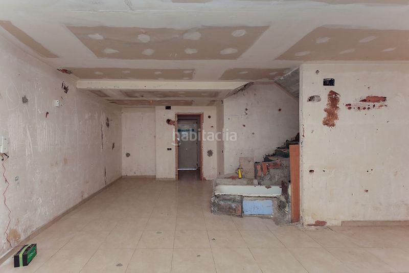 Foto ca6f7f0d-4f77-4407-92fd-c6a840070d64. Edificio solvia inmobiliaria en construccion en Ponent Reus