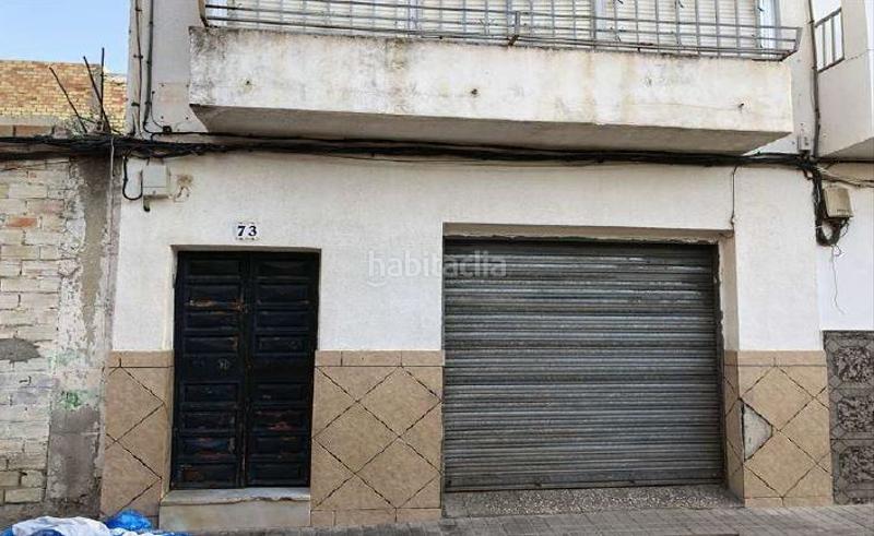 Foto 7bff989e-9985-43b8-96a2-f57a2be27b49. Casa pareada solvia inmobiliaria chalet adosado en Sevilla