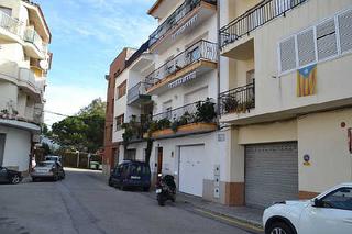 Pis  C/ del massis de garraf. Solvia inmobiliaria  piso roses