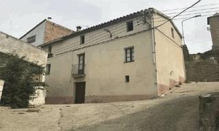 Xalet  C/ raval de baix. Solvia inmobiliaria  casa preixens