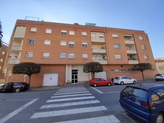 Local Comercial  C/ verge de montserrat. Solvia inmobiliaria  locales torrefarrera