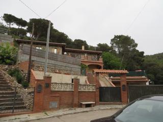 Xalet  C/ puigmal. Solvia inmobiliaria  chalet independiente bigues i riells
