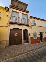 Chalet  C/ iznajar. Solvia inmobiliaria  casa priego de córdoba