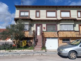 Casa pareada  C/ virgen de la vega. Solvia inmobiliaria  chalet adosado barajas de melo