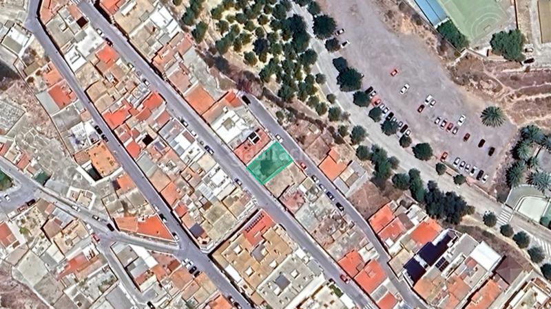 Foto bc9f3052-4a9e-4b3f-b387-d339fff3fa6d. Finca rústica solvia inmobiliaria suelo urbano no consolidado crevillent en Crevillente