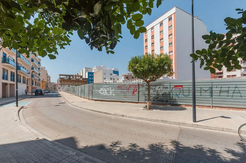 Foto 1c62de67-b564-49b4-92d6-265dd6f27a03. Edifici a Casco Urbano Vinaròs