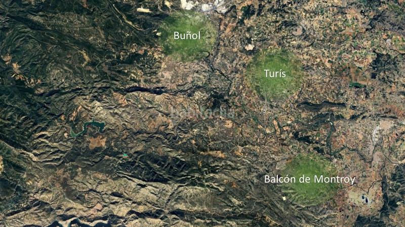 Foto 5336747e-4751-4260-80e0-d5fe2729e96d. Finca rústica a Macastre