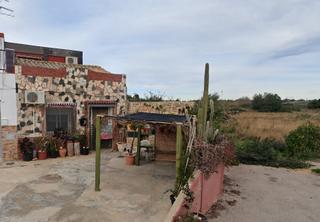 Xalet  C/ omet-número. Solvia inmobiliaria  chalet independiente picassent