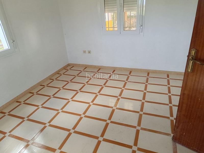 Foto 6f8ac158-8cb6-4e0e-a0cb-7b6a77714ba0. Finca rústica solvia inmobiliaria terreno con edificación en Almendral