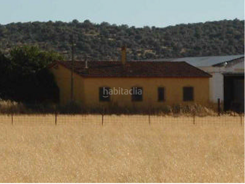 Foto 8f285072-679c-4198-8205-cf8bfc387a24. Finca rústica solvia inmobiliaria terreno con edificación en Almendral