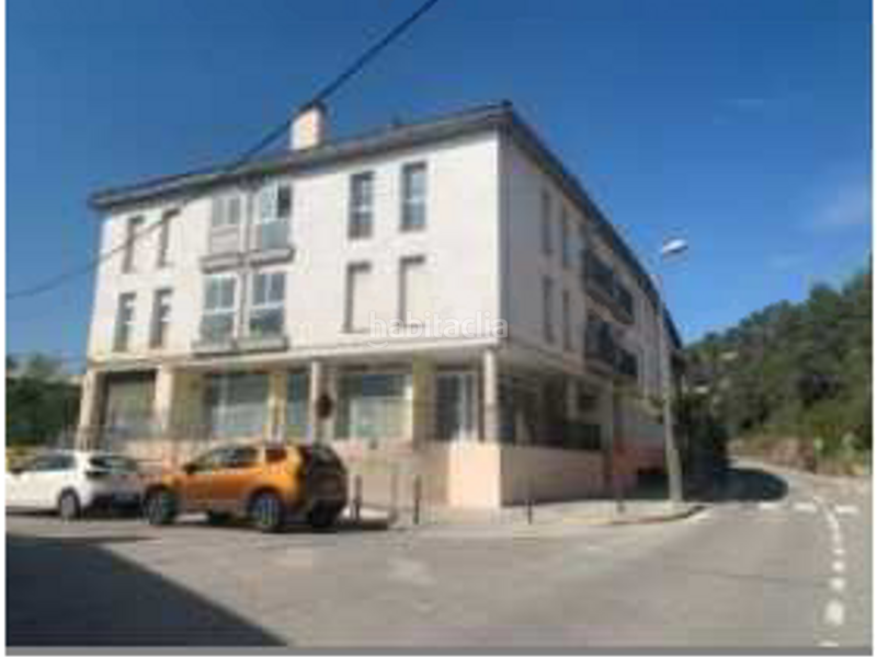 Foto a91fbc94-7a01-48a6-8298-6afbe691e904. Locale commerciale in Castellbell i el Vilar