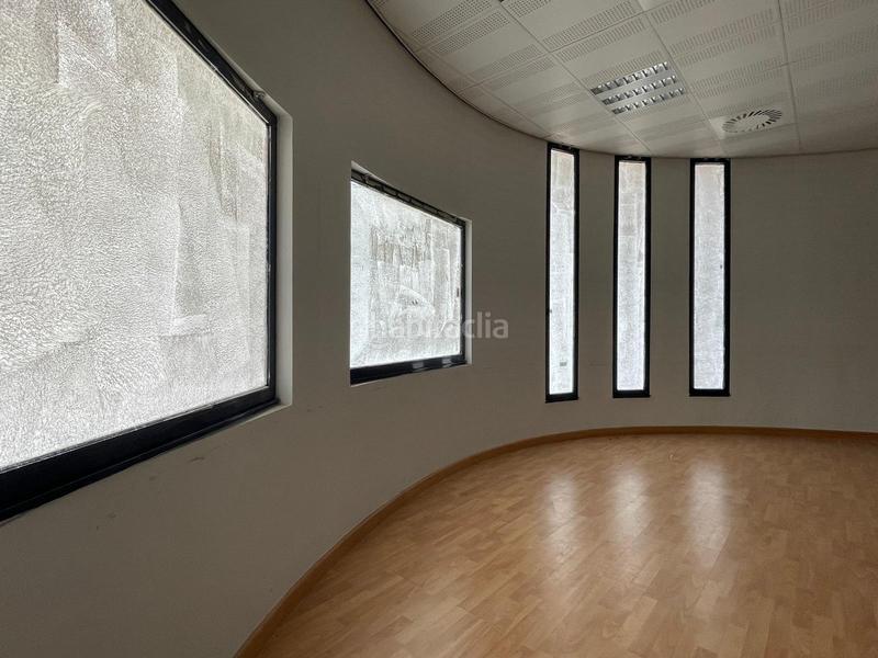 Foto b8a936e8-7fd0-456f-9703-b4aa018202d0. Local comercial solvia inmobiliaria locales en Zona Alta Ponferrada