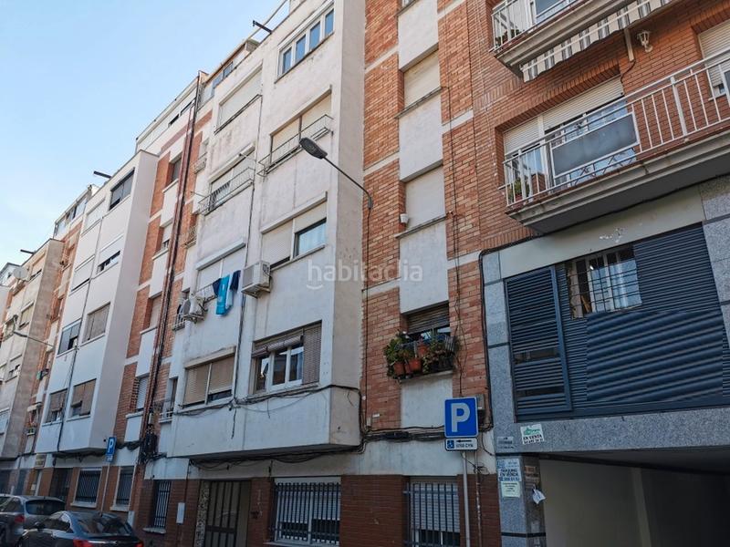 Foto e3193bbb-d4f6-41ab-a0ec-07fb715eaef7. Piso solvia inmobiliaria piso en Mercat Rubí