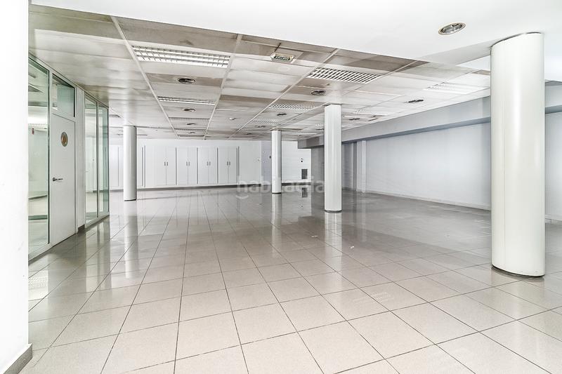 Foto 8ec1b119-c6d6-46b1-b6e8-7370c57ad0f6. Local commercial dans Creu de Barberà Sabadell