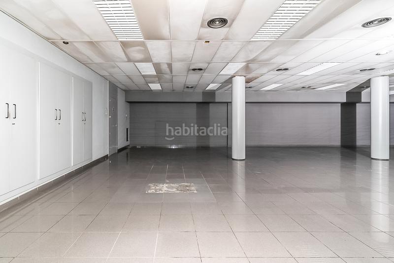 Foto 9aa8f2f9-4de6-496b-a481-3b68657d45b2. Local commercial dans Creu de Barberà Sabadell