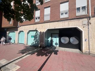 Local commercial  C/ embajadores. Solvia inmobiliaria  locales valladolid