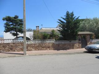 Xalet  Av el far. Solvia inmobiliaria  chalet independiente dosrius