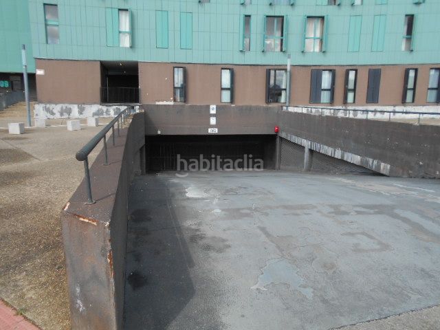 Foto d2e04c88-7f08-4c21-9a60-5fc03d59905a. Aparcament cotxe a La Cava - Fardachón Logroño