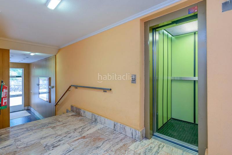 Foto 72f11166-0fbf-4432-acc3-cd058b0cc32c. Appartamento con parcheggio in Morcín