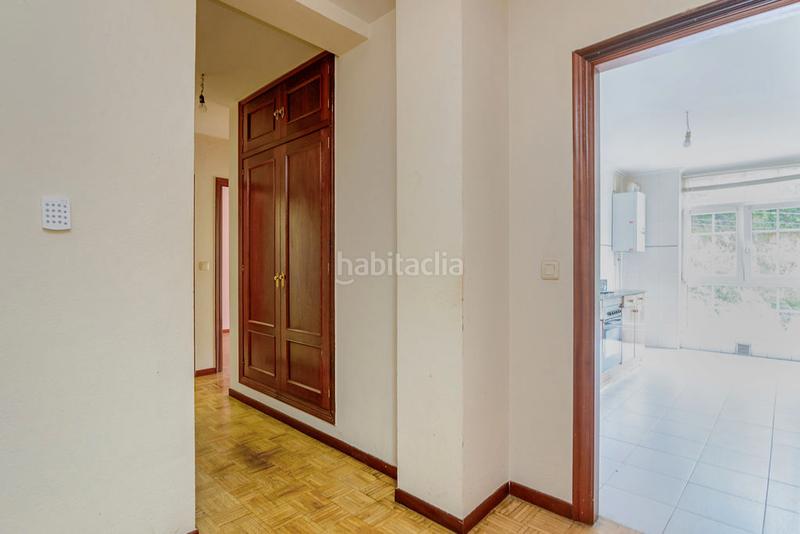 Foto 8f98ec0b-cd26-477d-947f-a95c52ff7d7e. Appartamento con parcheggio in Morcín