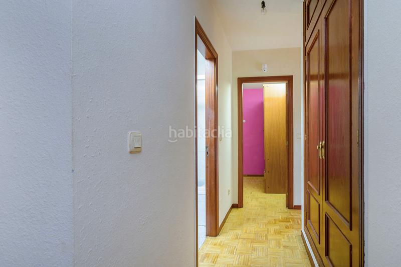 Foto b2c95f8a-132e-4f1e-bd57-4002f13e2062. Appartamento con parcheggio in Morcín