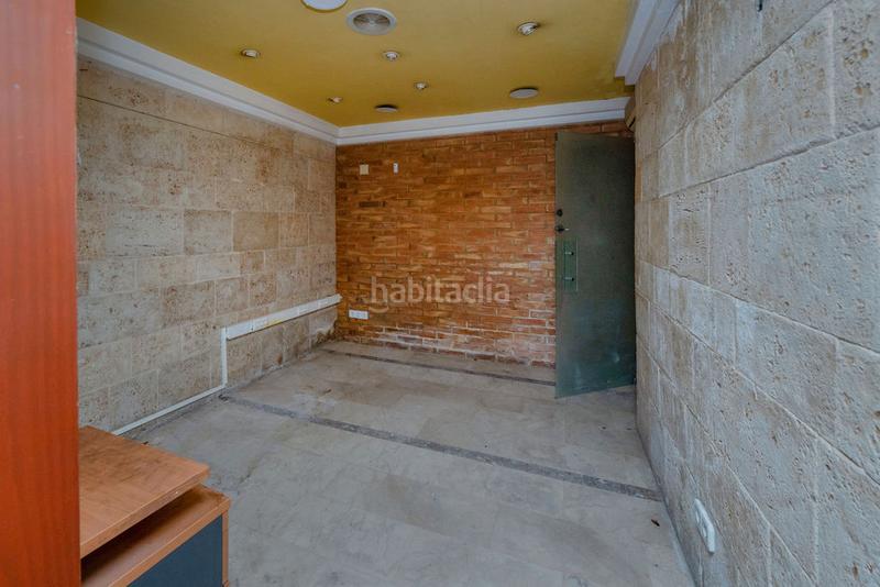Foto 835fb9fb-9939-4ba2-be37-6c865e506fe6. Local comercial solvia inmobiliaria locales en Playa Levante Benidorm