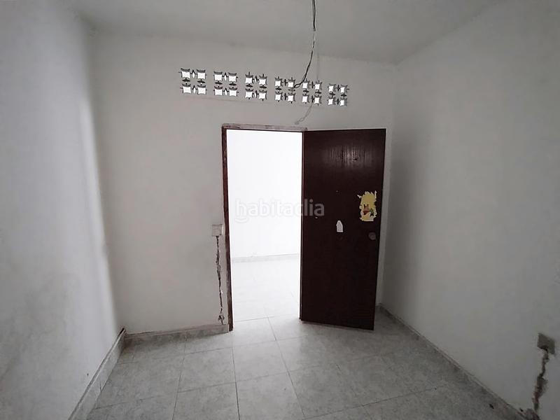 Foto 3293ea60-f46a-48cb-ae59-f1bfde91ab75. Piso solvia inmobiliaria piso en Pescadores - Saladillo Algeciras