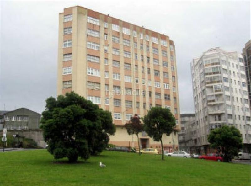 Foto ae13d96a-2a94-4495-a3b4-17613f54557f. Locale commerciale in Monte Alto - Zalaeta - Atocha Coruña (A)