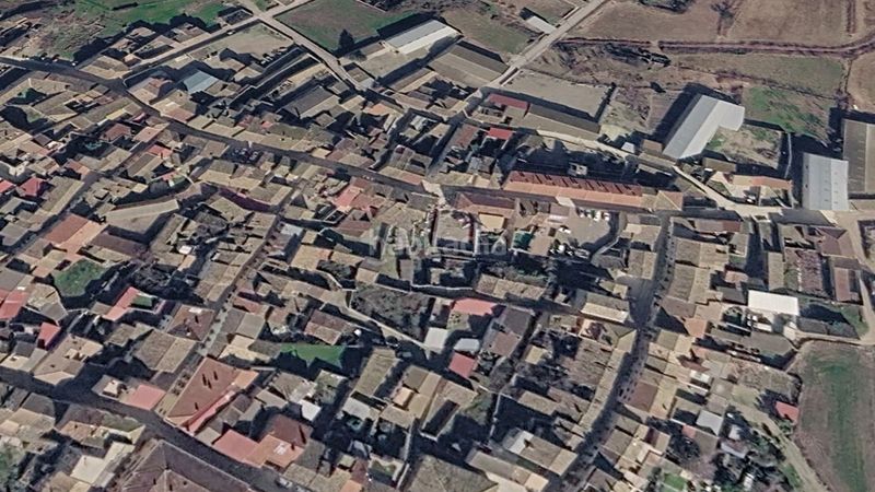 Foto de9f2634-42f8-49b7-8c10-e77f779886eb. Finca rústica a Tardienta