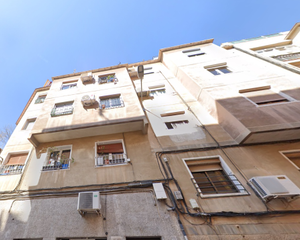 Etagenwohnung  Roviralta. Solvia inmobiliaria  piso santa coloma de gramenet