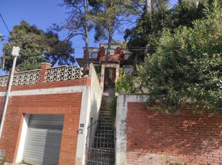 Chalet  Flors (les). Solvia inmobiliaria  chalet independiente sant pere de vilamajor