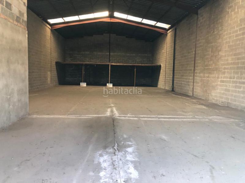 Foto cd2e2422-afad-4e29-bb91-b7969ad72c32. Fabrikhalle in Nuevo Parque - Los Rosales - Tráfico Pesado Huelva