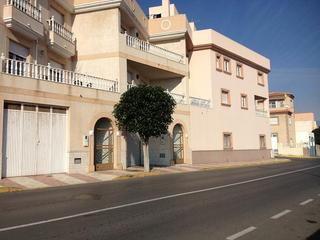 Piso  Av/ del perú. Solvia inmobiliaria  piso roquetas de mar
