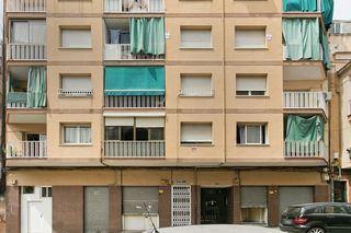 Pis  C/ calderon de la barca. Solvia inmobiliaria  piso badalona