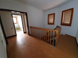 Chalet  Tossa d'alp (c. aragall). Solvia inmobiliaria  chalet independiente corbera de llobregat