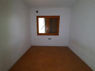 Xalet  Tossa d'alp (c. aragall). Solvia inmobiliaria  chalet independiente corbera de llobregat