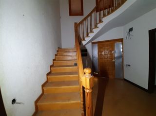Chalet  C/ tossa d´alp. Solvia inmobiliaria  chalet independiente corbera de llobregat