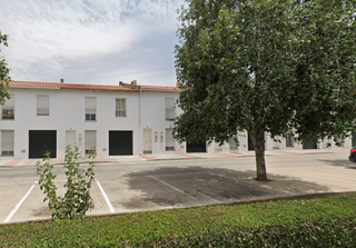 Casa aparellada  Av/badajoz. Solvia inmobiliaria  chalet adosado llerena
