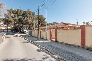 Xalet  Av comte gómez de orbaneja. Solvia inmobiliaria  chalet independiente calafell