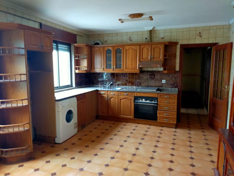 Foto 67de78c3-1726-42c4-81e7-f0e06d1f2309. Etagenwohnung in Centro Ponferrada