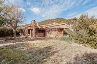 Xalet  C/ padilla. Solvia inmobiliaria  chalet independiente ametlla del vallès l