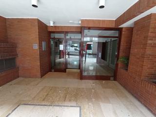 Local commercial  Gran de sant andreu. Solvia inmobiliaria  locales barcelona