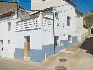 Casa aparellada  Mayor. Solvia inmobiliaria  chalet adosado manchones