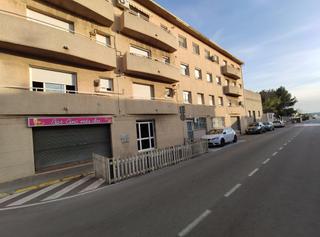 Local Comercial  Penedès. Solvia inmobiliaria  locales santa margarida i els monjos