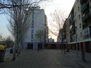 Pis  C/ güell. Solvia inmobiliaria  piso girona