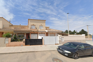 Casa aparellada  C/ doctor miguel sirvent. Solvia inmobiliaria  chalet adosado san javier