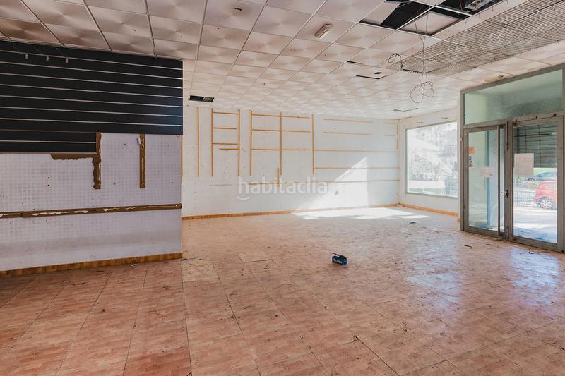 Foto 81932b02-7a31-4dc8-a2ea-75609b55dd2e. Alquiler local comercial solvia inmobiliaria locales en Roquetas de Mar