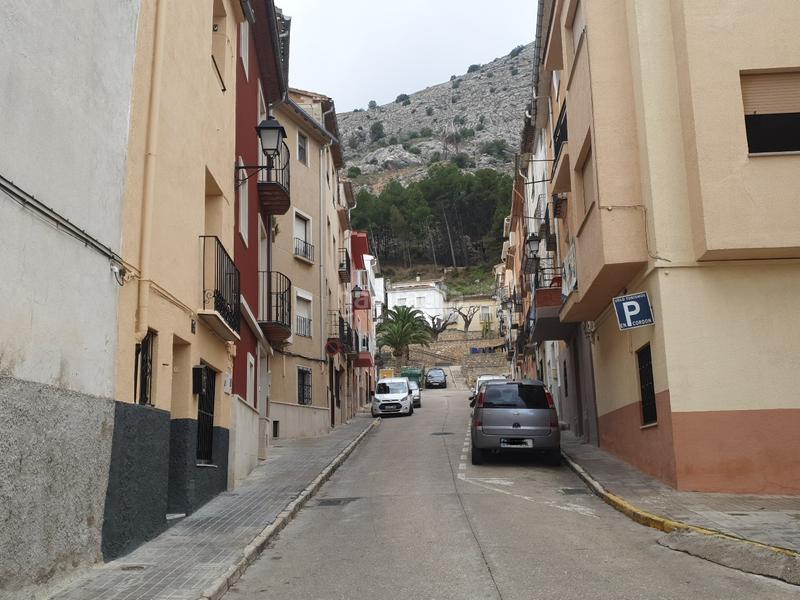 Foto a96485fb-8e31-4f63-8a19-82d10fcaec0b. Piso solvia inmobiliaria piso en Cocentaina