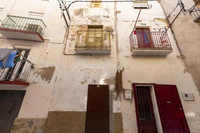 Foto bc10f930-3c73-41cc-8977-d95e291343d6. Chalet in Centre Tortosa