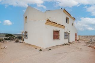 Xalet  Las cañadas. Solvia inmobiliaria  chalet independiente vélezrubio